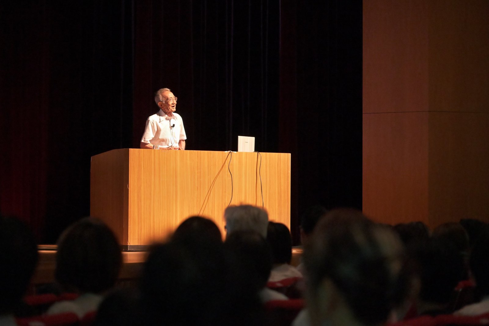 客席から見た講演の様子